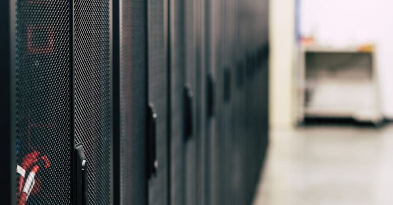 Tiny-AI-Models-Revolutionizing-Enterprise-Deployment